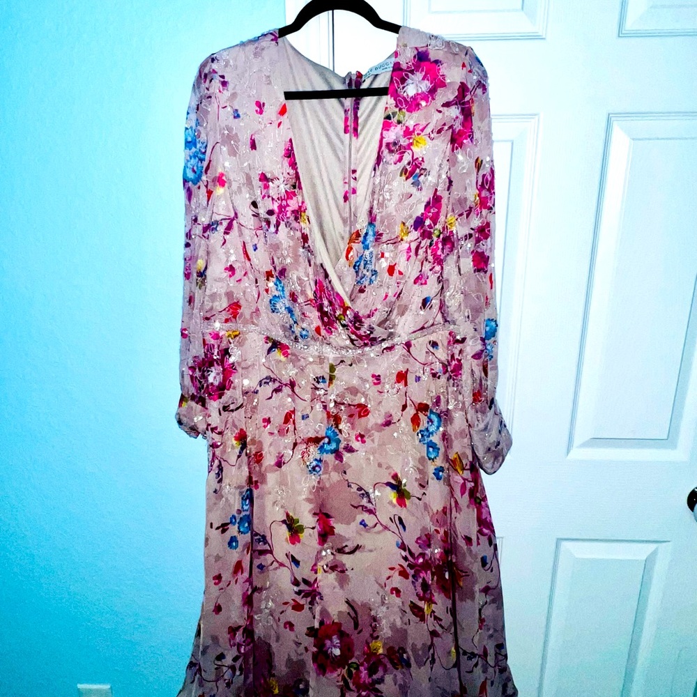 Macduggal Beaded Floral Bishop Sleeve Midi Dress -
Mauve Multi / Size 20